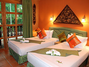 Thailand, Phuket, Royal Phawadee Village
